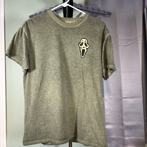 Olive Green Short Sleeve Tee with Ghostface Graphic - Picture 1 of 3